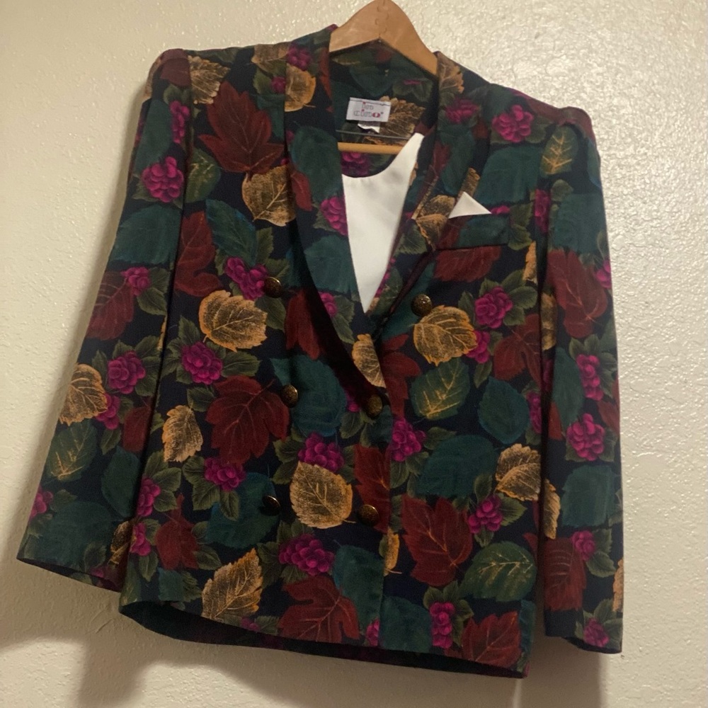 Vintage 1980s floral blouse